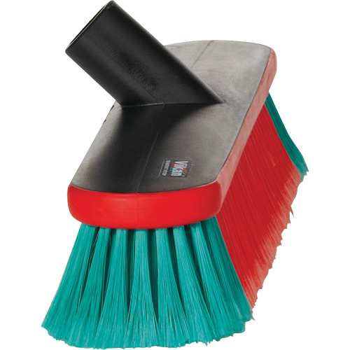 Brosse &agrave; alimentation en eau pour v&eacute;hicules de la s&eacute;rie Transport Seagulf Marine Industries Inc.