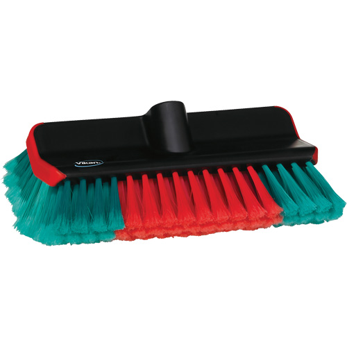 Brosse &agrave; alimentation en eau pour nettoyage des parties hautes et basses des v&eacute;hicules de la s&eacute;rie Transport Seagulf Marine Industries Inc.