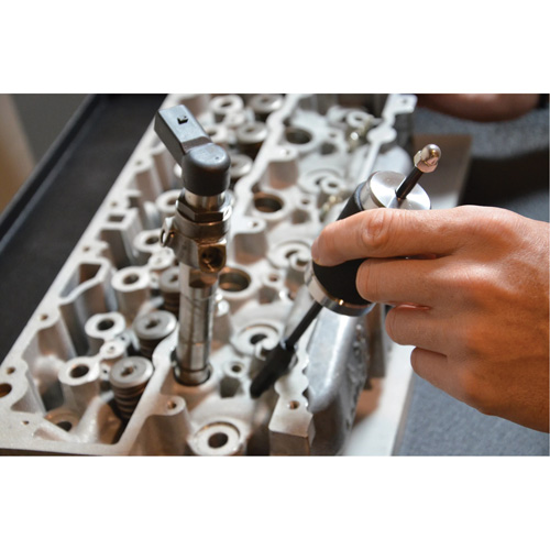 Trousse d'extracteur dembouts de bougies de pr&eacute;chauffage Seagulf Marine Industries Inc.