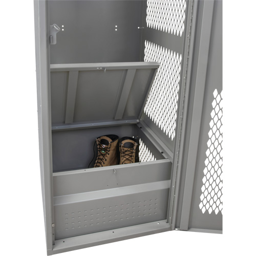 Casier pour &eacute;quipement avec porte, Acier, 24" la x 24" p x 72" h, Gris Seagulf Marine Industries Inc.