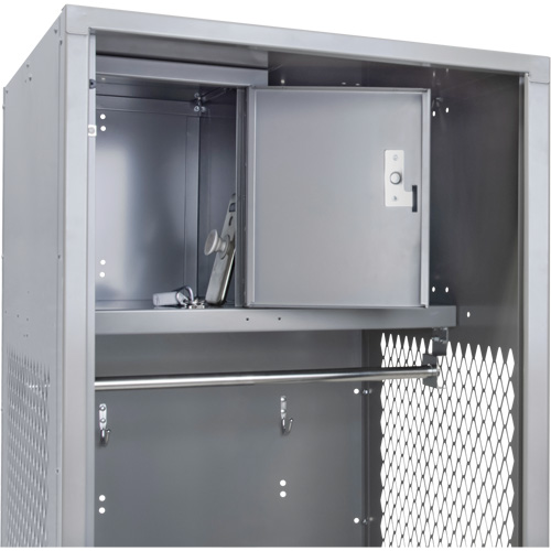 Casier pour &eacute;quipement, Acier, 24" la x 24" p x 72" h, Gris Seagulf Marine Industries Inc.