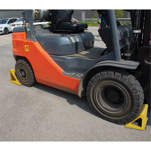 Iron Wheel Chocks Seagulf Marine Industries Inc.