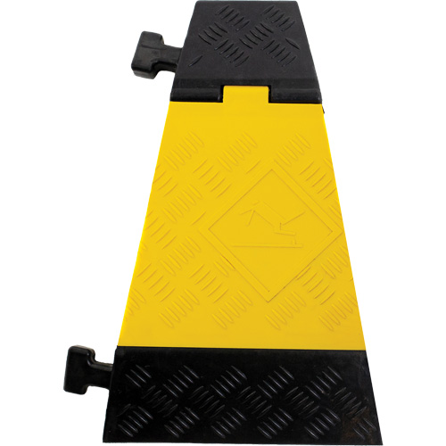 Powerhouse Heavy-Duty Right Turn Cable Protector, 3 Channels, 12" L x 19.75" W x 3" H Seagulf Marine Industries Inc.