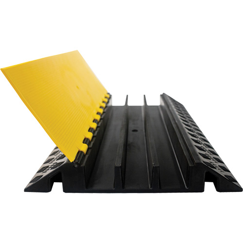 Powerhouse Heavy-Duty Straight Cable Protector, 3 Channels, 36" L x 19.75" W x 3" H Seagulf Marine Industries Inc.