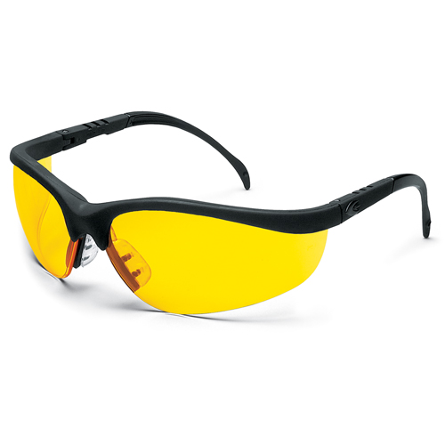 Lunettes de s&eacute;curit&eacute; Klondike, Lentille Ambr&eacute;e, Anti-&eacute;gratignures, R&eacute;pond ou surpasse la norme CSA Z94.3 Seagulf Marine Industries Inc.