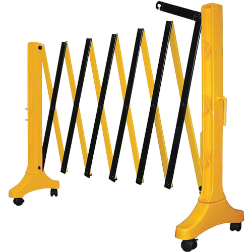 Xpandit Barricade, 36" H x 11.5' L, Black/Yellow Seagulf Marine Industries Inc.
