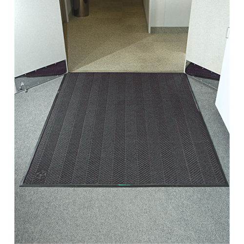 Waterhog&reg; Eco Elite Matting, Wiper/Scraper, 6' x 6' x 3/8", Grey Ash Seagulf Marine Industries Inc.
