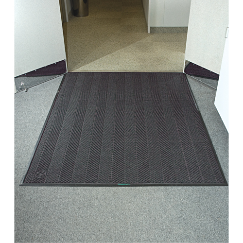 Tapis Waterhog Eco Elite, Essuie-pieds/grattoir, 6' x 20' x 3/8", Cendre grise Seagulf Marine Industries Inc.