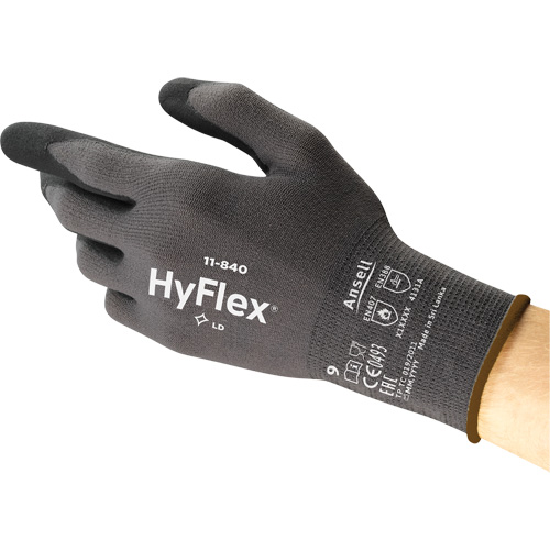 Gants HyFlex 11-840, 9/Grand, R&ecirc;vetement Mousse de nitrile, Calibre 15, Enveloppe en Nylon Seagulf Marine Industries Inc.