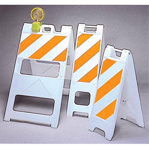 Barricades, Repliable, 25" lo x 45" h, Orange/Blanc Seagulf Marine Industries Inc.