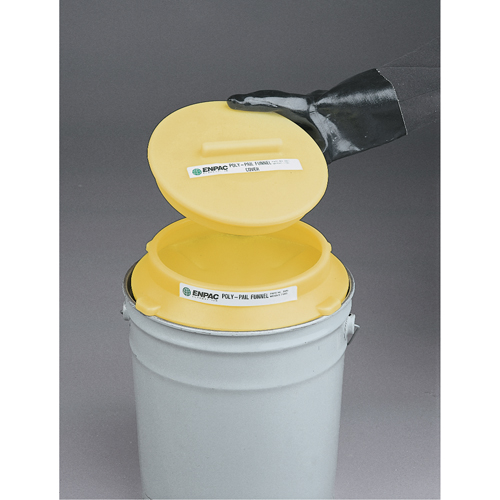 Poly-Pail Funnel - Cover Seagulf Marine Industries Inc.