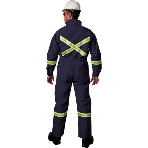Combinaisons avec mat&eacute;riau r&eacute;fl&eacute;chissant de luxe Westex UltraSoft, Taille 36 (grande taille), Bleu marin, 8,7 cal/cm² Seagulf Marine Industries Inc.