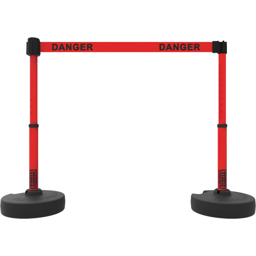 Ensemble de montants pour barri&egrave;re Plus, Plastique, 42" h, Ruban Rouge, Longueur du ruban 15' Seagulf Marine Industries Inc.