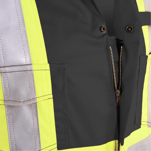 7702BKT Combinaison FR-Tech contre les arcs, Taille 40 (grand taille), Noir, 10 cal/cm² Seagulf Marine Industries Inc.