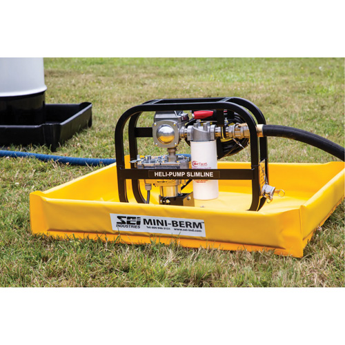 Berme de confinement compacte Mini-Berm en PVC jaune, Capacit&eacute; 22 gal. US, 3' la x 3' lo x 4" h Seagulf Marine Industries Inc.