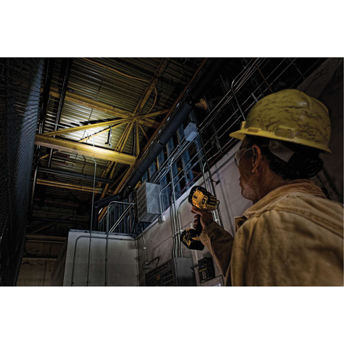 Max Cordless Jobsite Spotlight, LED, 1000 Lumens, Rechargeable Batteries Seagulf Marine Industries Inc.