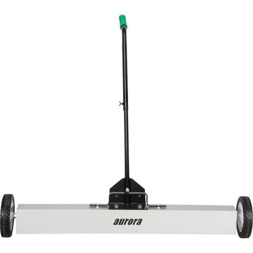 Balayeuse magn&eacute;tique &agrave; pousser, 36" la Seagulf Marine Industries Inc.