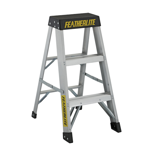 Industrial Extra Heavy-Duty Step Stool/Ladders, 3', Aluminum, 300 lbs. Capacity, Type 1A Seagulf Marine Industries Inc.