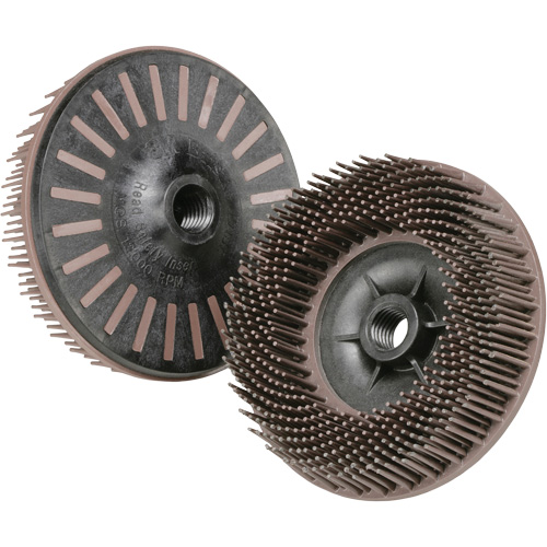 Disques radiaux bristle pour meuleuses angulaires Scotch-Brite, C&eacute;ramique, Grain 36, 4-1/2" dia. Seagulf Marine Industries Inc.