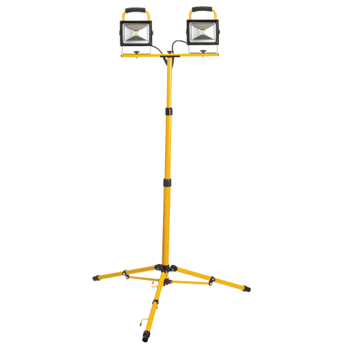 Projecteur double, DEL, 40 W, 4800 lumens, Boîtier en Aluminium Seagulf Marine Industries Inc.