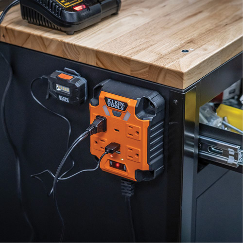 Powerbox 1 Magnetic Power Strip, 4 Outlet(s), 5', 120 V Seagulf Marine Industries Inc.