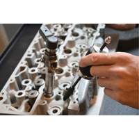Trousse d'extracteur dembouts de bougies de pr&eacute;chauffage Seagulf Marine Industries Inc.