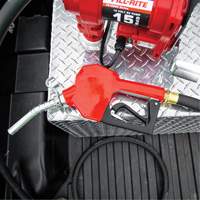 Pistolet de distribution automatique rouge pour essence Seagulf Marine Industries Inc.