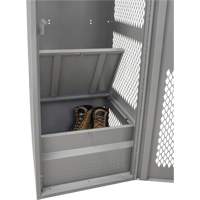 Casier pour &eacute;quipement avec porte, Acier, 24" la x 24" p x 72" h, Gris Seagulf Marine Industries Inc.