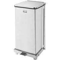 Corbeille &agrave; p&eacute;dale carr&eacute;e avec doublure Defenders, Acier inoxydable, Capacit&eacute; 6,5 gal. US Seagulf Marine Industries Inc.