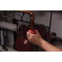 Close Quarters Tubing Cutter, 3/4" Capacity Seagulf Marine Industries Inc.