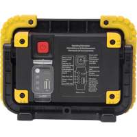 Lampe de travail portative, DEL, 10 W, 1000 lumens, Boîtier en Plastique Seagulf Marine Industries Inc.