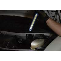 Slim Light, Hook, Rechargeable, 500 Lumens Seagulf Marine Industries Inc.